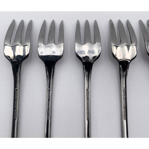 Lot of 8 Oneida Profile Stainless Steel Cocktail Seafood Forks - Picture 5 of 9